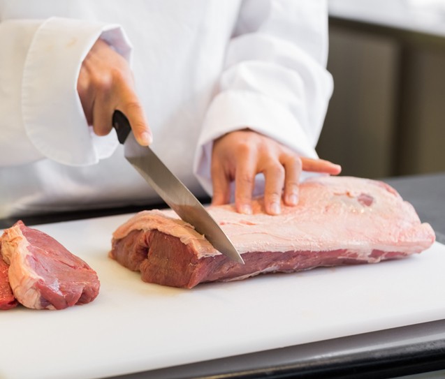Além da vaga para açougueiro, há vagas para auxiliar de limpeza e nutricionista - Epi-Tuiuti Além da vaga para açougueiro, há vagas para auxiliar de limpeza e nutricionista - Epi-Tuiuti