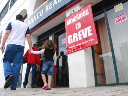 Após 21 dias de greve, agências bancárias retomam hoje, dia 27, as atividades - Arquivo/JP