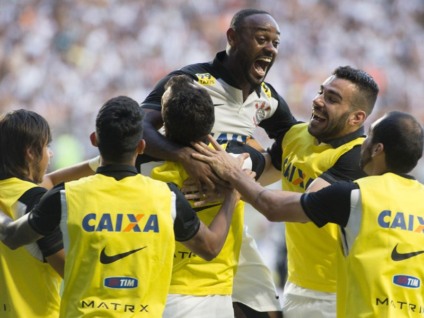 Love foi o autor do segundo gol da partida - divulgação/Corinthians