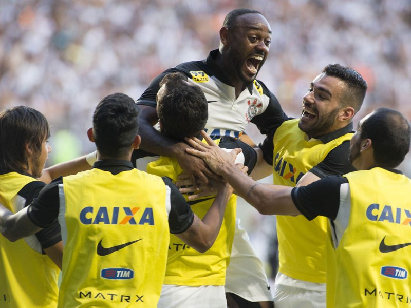 Love foi o autor do segundo gol da partida - divulgação/Corinthians