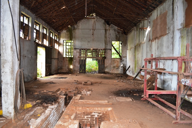 Barracões da antiga ferrovia estão se degradando  - Assessoria/Câmara