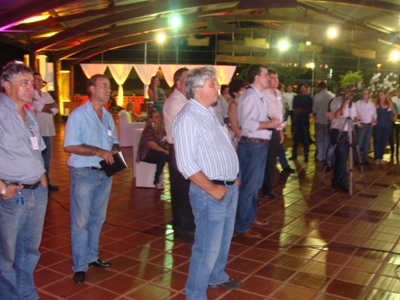 Encontro reuniu empresários da cadeia florestal de Três Lagoas e região - Encontro reuniu empresários da cadeia florestal de Três Lagoas e região -