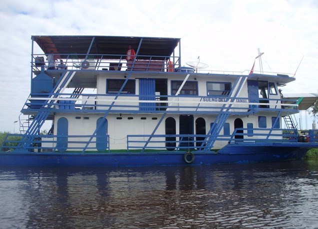 Barco-hotel que naufragou em MS tinha 16 brasileiros e 11 paraguaios Barco-hotel que naufragou em MS tinha 16 brasileiros e 11 paraguaios