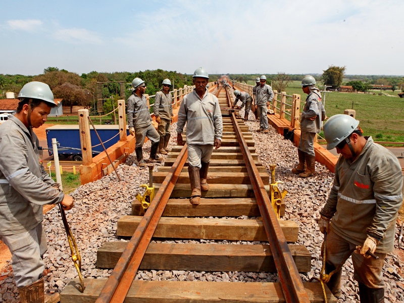 No ano passado, Três Lagoas inaugurou o contorno ferroviário que removeu os trilhos da área central - Ilustração