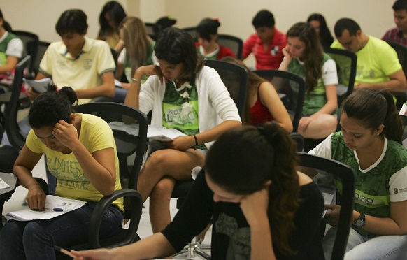 Estudante interessado não pode ter zerado em redação no Enem - Arquivo/JP