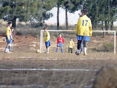 Crianças de 7 a 14 anos podem participar do projeto - Crianças de 7 a 14 anos podem participar do projeto -