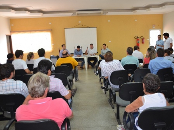 Reunião de credores da estatal, realizada em 2015, na Associação Comercial - Arquivo/JP