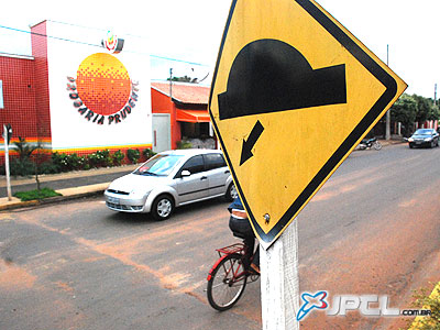 Cidade conta com mais de 100 quebra-molas distribuídos na malha viária urbana -