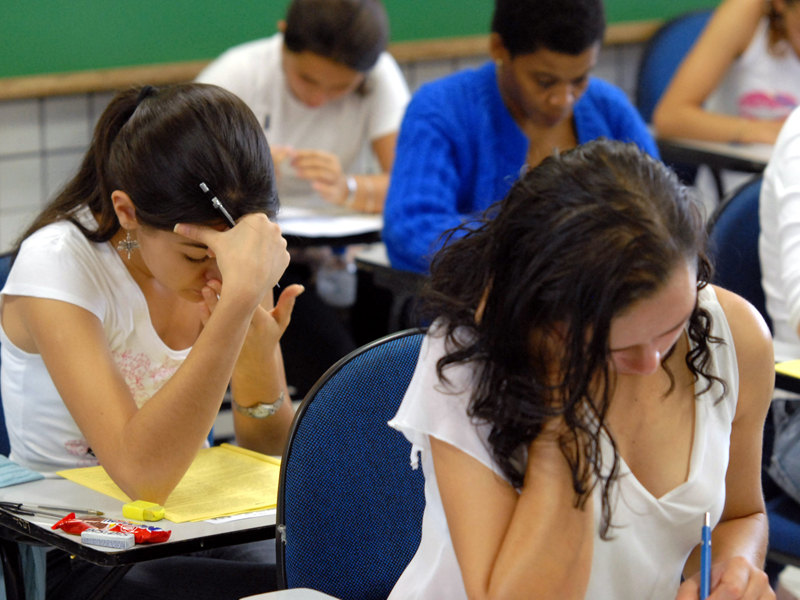 Estudantes que realizaram o último Enem podem, a partir de hoje, se inscreverem para cursos superiores - Divulgação