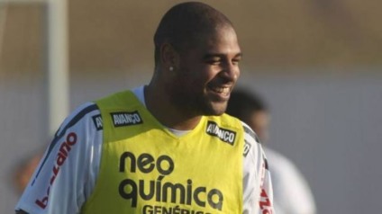 Adriano é o assunto do momento no Flamengo -