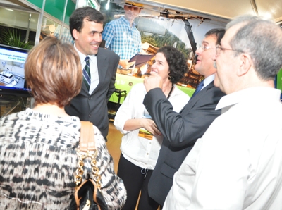 Marco Garcia acompanhou a prefeita na abertura do evento -