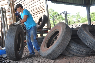 Os pneus são reutilizados pela empresa -