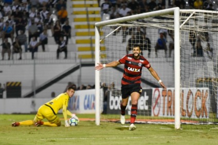 Líder Flamengo recebe o Internacional no Maracanã, amanhã - Divulgação