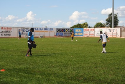 Treinador se despede do time nesta terça - Elias Dias