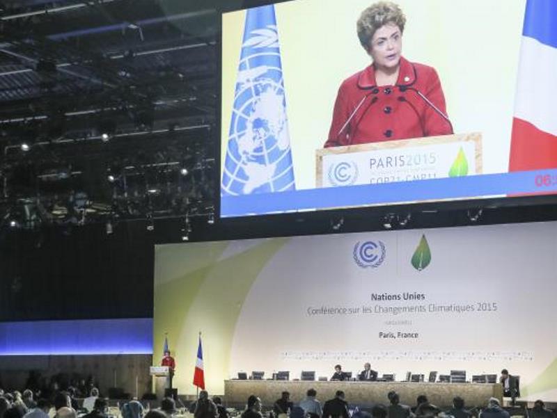 Rousseff durante a 21º Conferência das Partes da Convenção-Quadro das Nações Unidas sobre a Mudança do Clima – COP21  - Roberto Stuckert Filho/PR