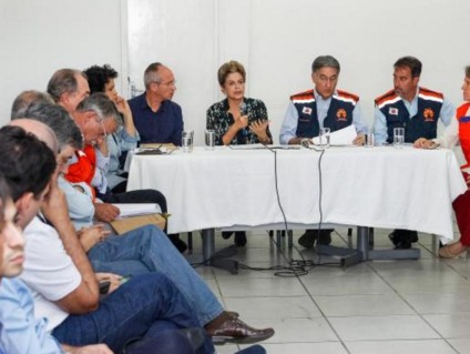 Presidenta Dilma Rousseff afirmou que o governo está empenhado em responsabilizar os culpados pelo desastre em Mariana - Agência Brasil
