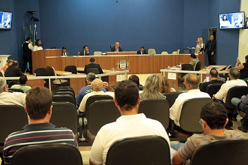 Na sessão desta terça-feira, alguns vereadores usaram a tribuna da Câmara para comentar sobre o assunto - Divulgação/CMTLS