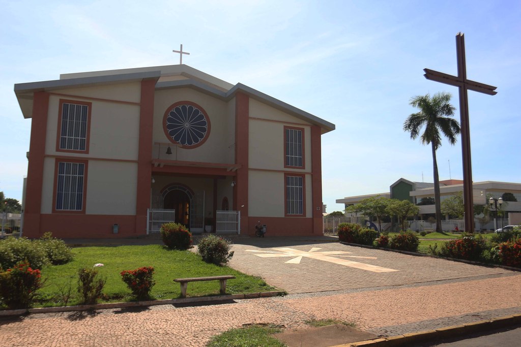 Igreja Sagrado Coração de Jesus, mais conhecida como Igreja Matriz, erguida na primeira metade do século XX. - Hugo Leal/JPNEWS