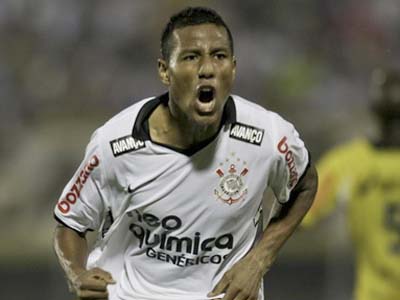 Peruano Cachito Ramirez comemora gol em sua estreia pelo Corinthians - Peruano Cachito Ramirez comemora gol em sua estreia pelo Corinthians -