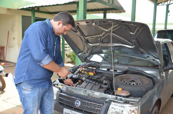 Vistoria em veículo feito no Detran/MS -