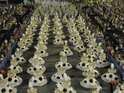 Sistema de audiodescrição estará disponível para deficientes visuais nos dias de desfile das Escolas de samba do Grupo Especial no Desfile das Campeãs - Tania Rego/Agência Brasil
