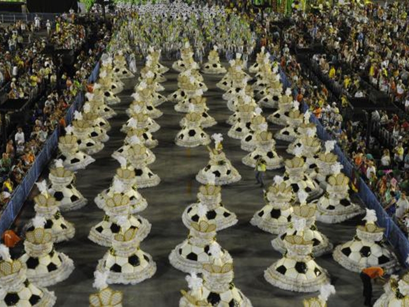 Sistema de audiodescrição estará disponível para deficientes visuais nos dias de desfile das Escolas de samba do Grupo Especial no Desfile das Campeãs - Tania Rego/Agência Brasil