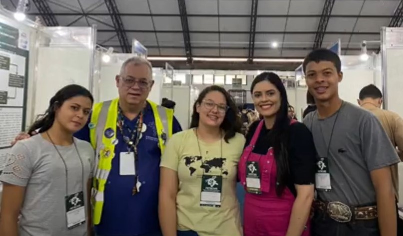 Alunos participando do evento em Campo Grande