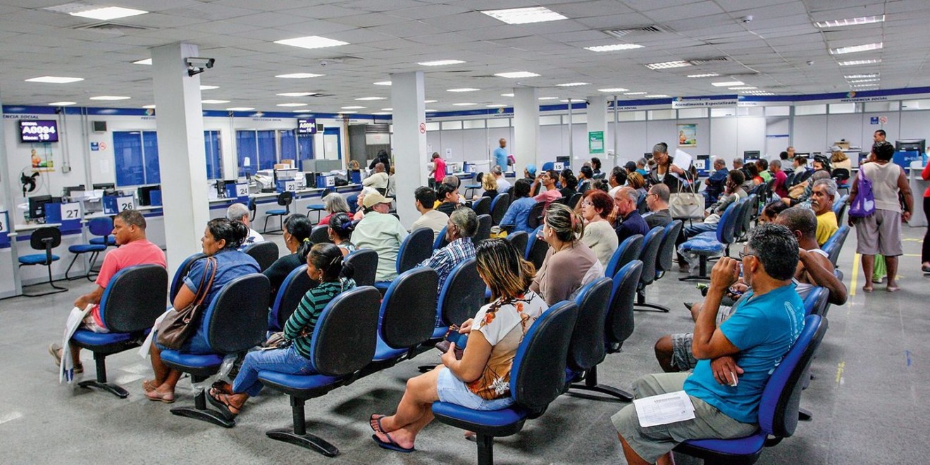 Mesmo com retomada das agências, médicos peritos não retomaram atendimento - Divulgação