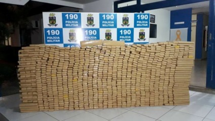 Polícia Militar apreende cerca de uma tonelada de maconha no Set Sul - Divulgação/PM
