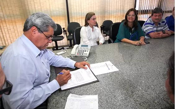 Renovado convênio entre Governo e Hospital Psiquiátrico de Paranaíba