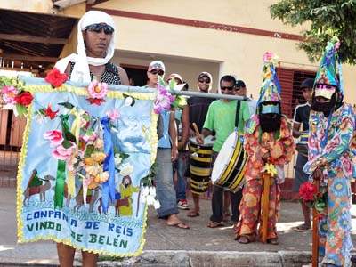 De acordo com informações do Departamento Municipal de Cultura, existem nove grupos de Folia de Reis na cidade -