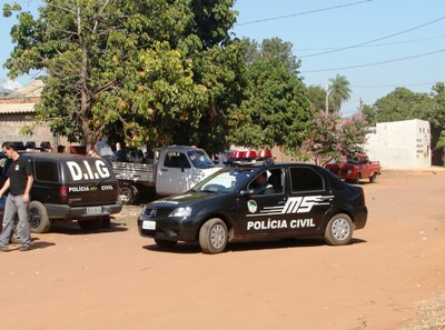 Policiais da DIG estão nas ruas, trabalhando para esclarecer os crimes -