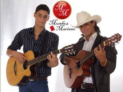 Os amigos Munhoz e Mariano estão juntos há 3 anos - Os amigos Munhoz e Mariano estão juntos há 3 anos -