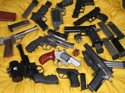 O número de armas nas mãos de civis preocupa -