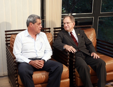 Figueiró e Puccinelli têm encontro formal na Governadoria -