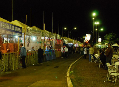 Além das atrações principais, haverá shows locais e regionais - Além das atrações principais, haverá shows locais e regionais -