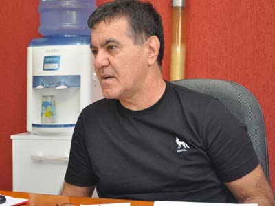 Ou fico com a presidência ou saio da diretoria, afirmou Teixeira - Ou fico com a presidência ou saio da diretoria, afirmou Teixeira -