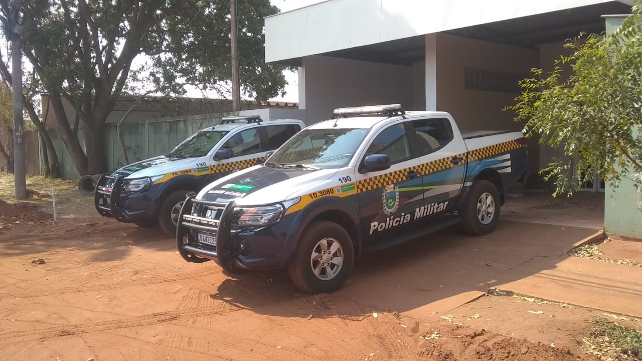 Mulher é avisada que ladrão teria invadido sua residência e flagra irmão tentando furtar aparelho de som - Alfredo Neto/JPNews