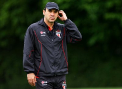 Ricardo Gomes está internado em São Paulo -