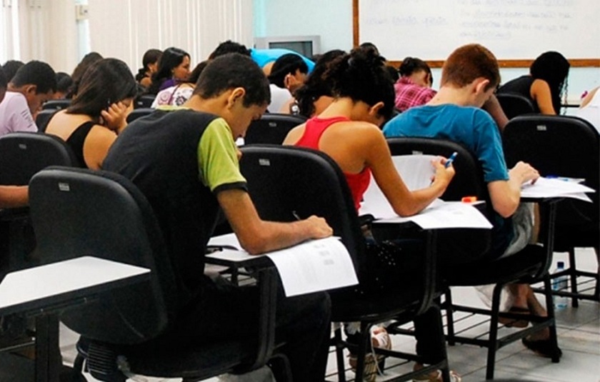 As provas do Enem serão aplicadas em dois domingos, nos dias 4 e 11 de novembro - Agência Brasil