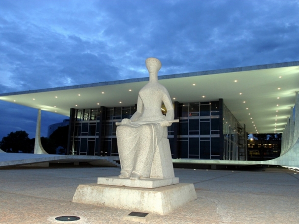 STF encontra escuta no gabinete do ministro Luís Roberto Barroso STF encontra escuta no gabinete do ministro Luís Roberto Barroso