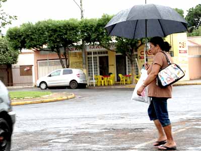 Três-lagoenses precisaram tirar o guarda-chuva do armário nesta semana -