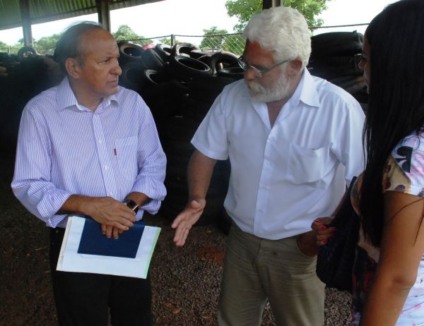 Durante visita o secretário acompanhou o desenvolvimento dos trabalhos -