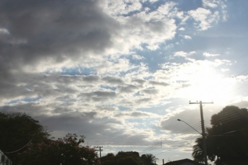 Dia amanheceu mais frio e com pouca probabilidade de chuva nesta quarta-feira (21) - Arquivo/JP