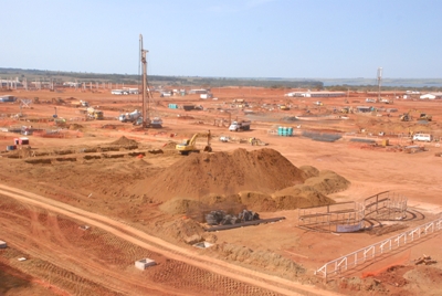 Canteiro de obras da fábrica da Eldorado Brasil -
