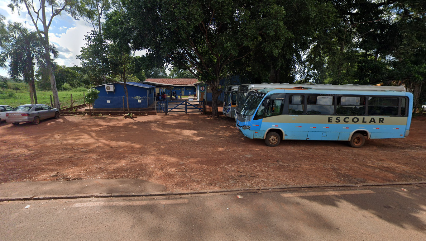 Escola municipal no distrito de Águão já notou aumento na frequência dos alunos após chegada do saneamento |  Foto: Reprodução/Google Maps