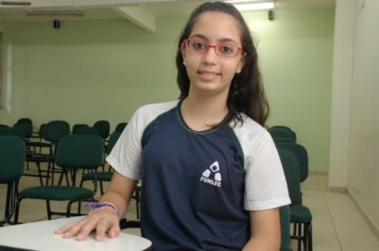 Gabriela é uma das alunas que cursará o Ensino Médio no Rio de Janeiro -