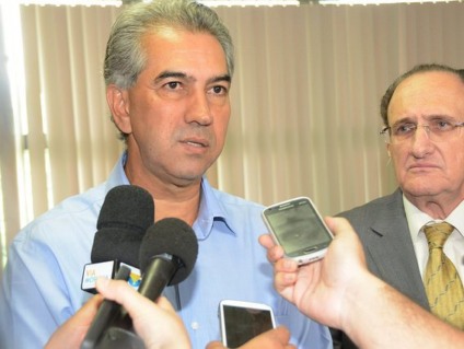 Reinaldo diz que cumprirá aumento dos poderes e estuda fusão