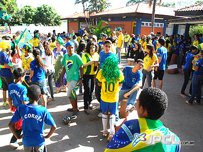 Primeira experiência do dia de convivência foi em clima de Copa do Mundo -