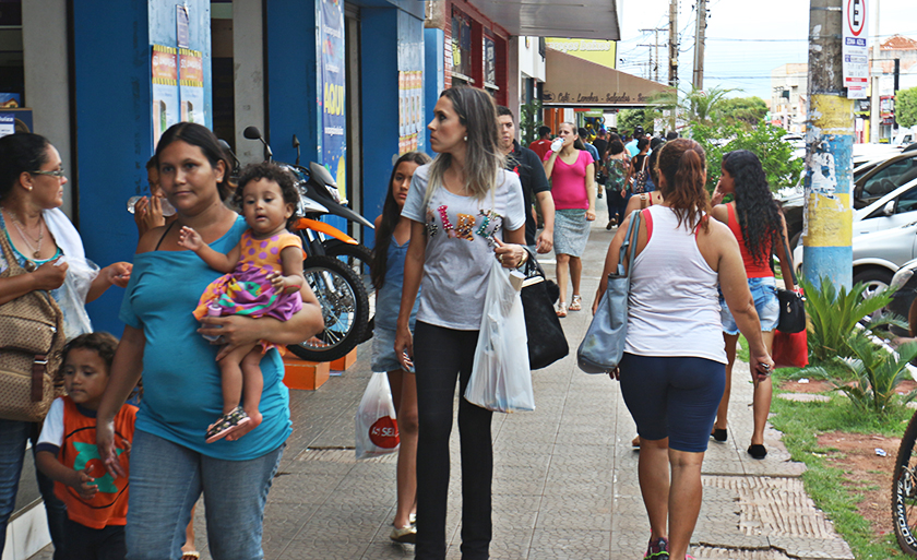 Parcela dos endividados também cresceu na comparação com maio do ano passado, quando foi registrada uma taxa de 59,1% - Arquivo/JPNEWS